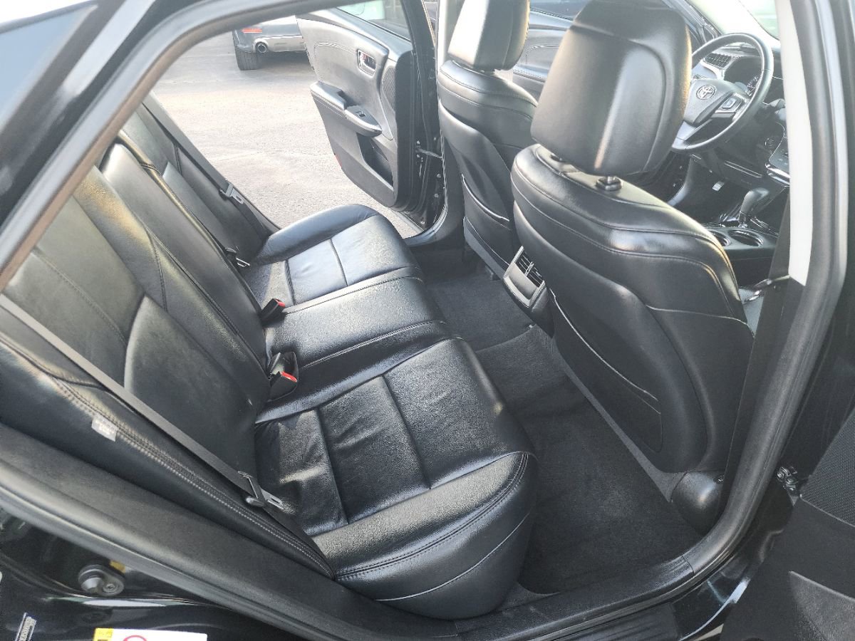 Used 2013 Toyota Avalon XLE Premium image 11