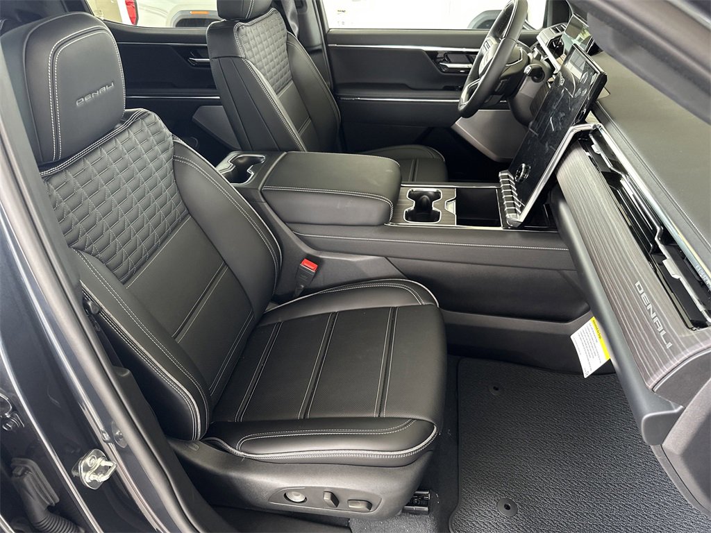 New 2025 GMC Sierra EV Denali image 40