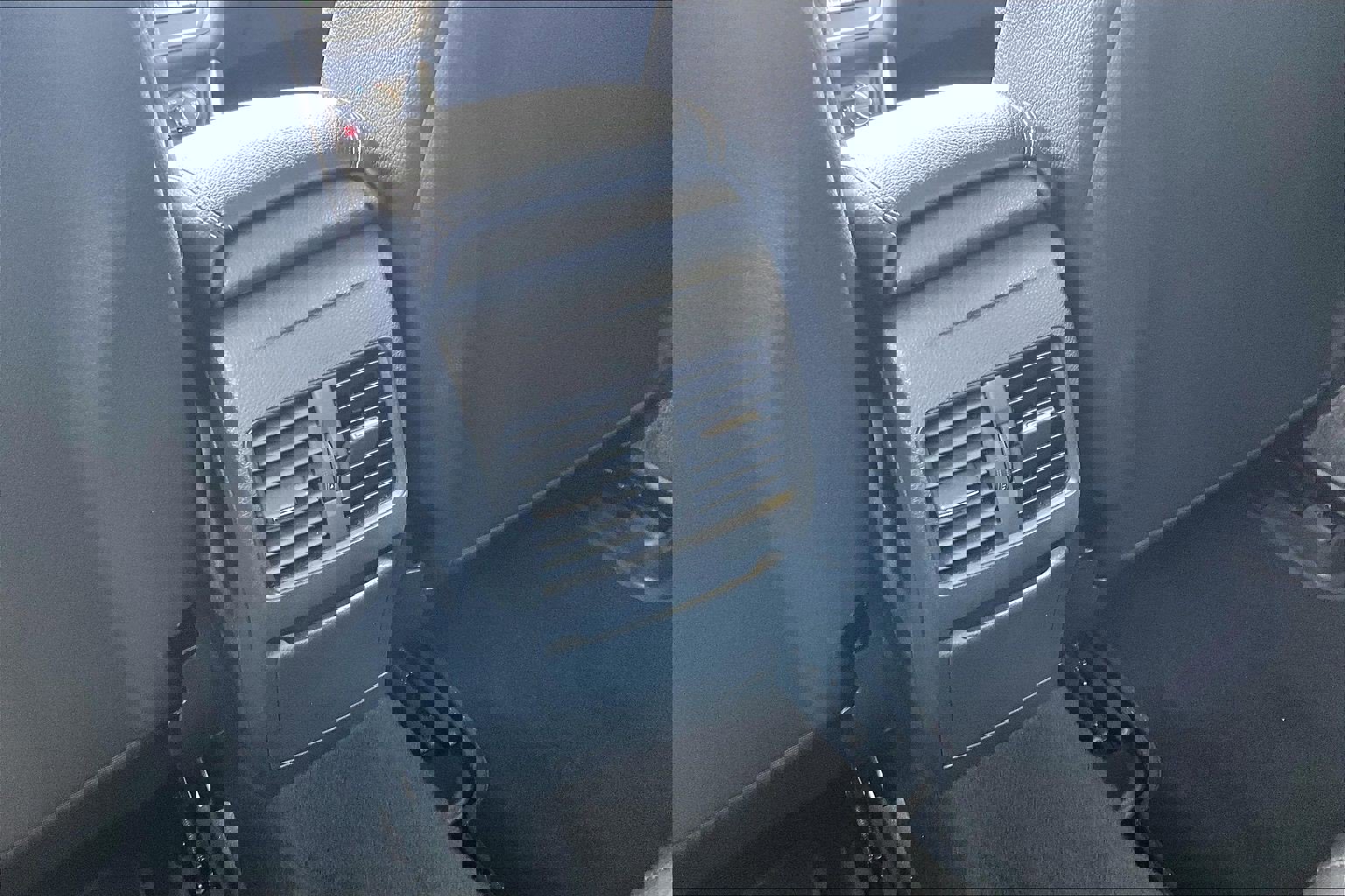 Used 2017 Mercedes-Benz GLA 250 4MATIC image 33