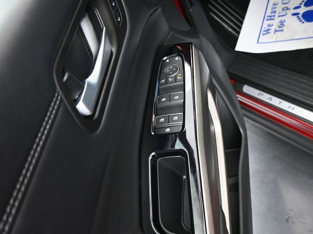 Used 2024 Nissan Pathfinder Platinum w/ Cargo Package image 13