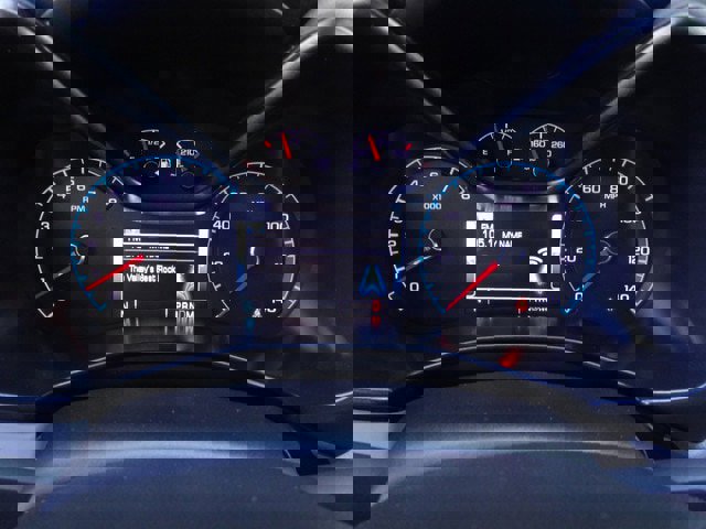 Used 2016 Chevrolet Colorado LT w/ LT Convenience Package image 12