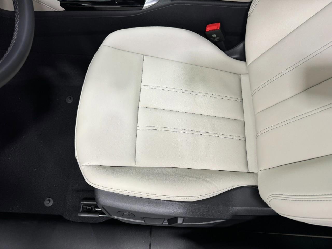 New 2025 Audi Q5 Premium image 26