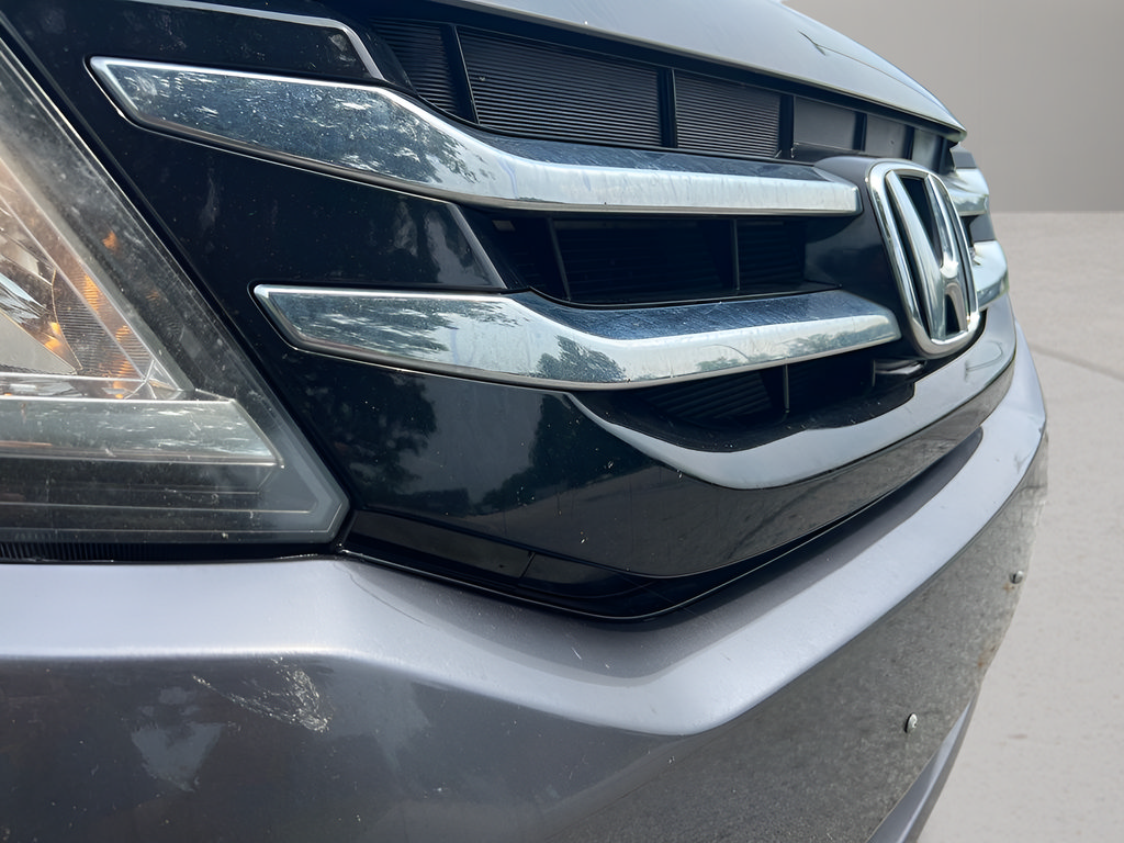Used 2016 Honda Odyssey SE image 29
