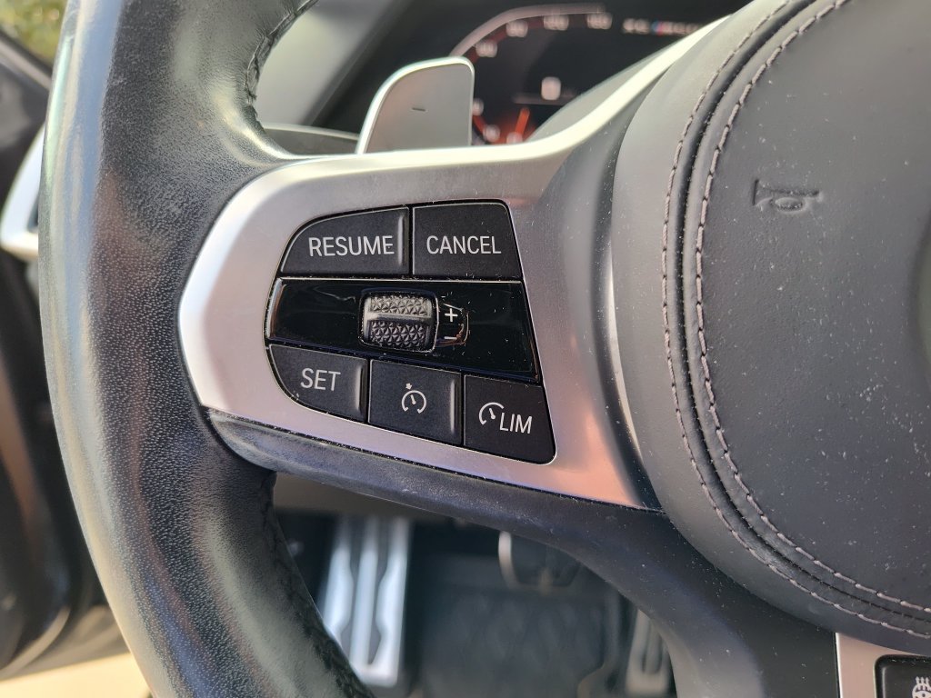 Used 2021 BMW X6 M50i w/ Premium Package AWD/4WD image 25
