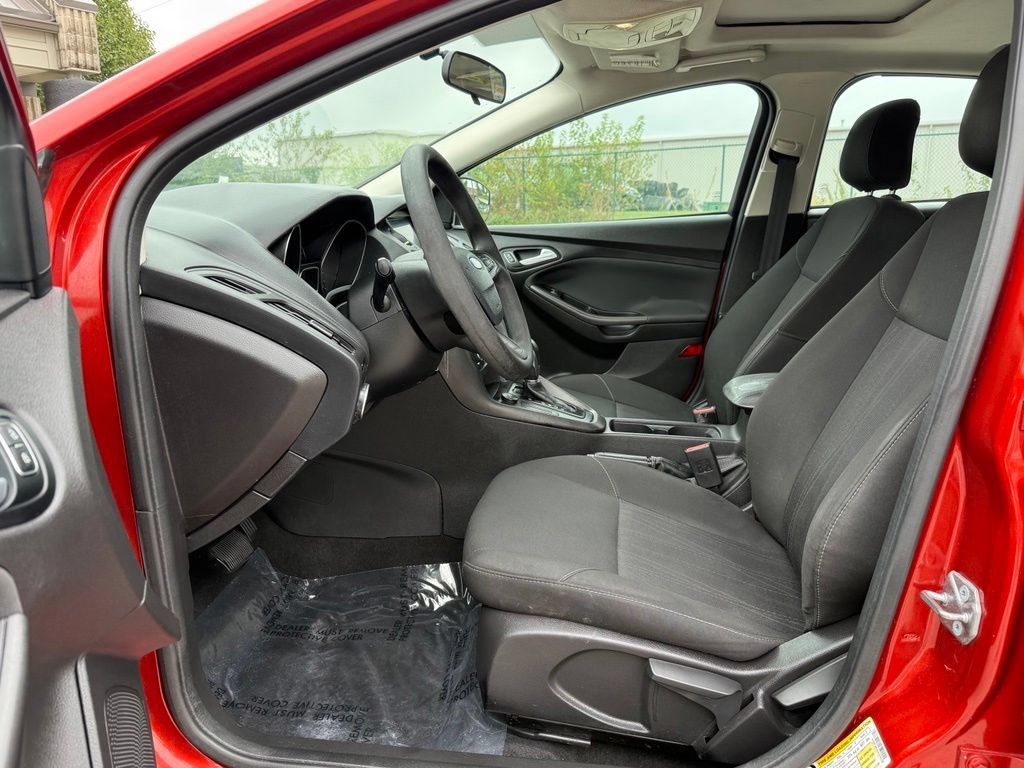 Used 2018 Ford Focus SEL FWD image 9