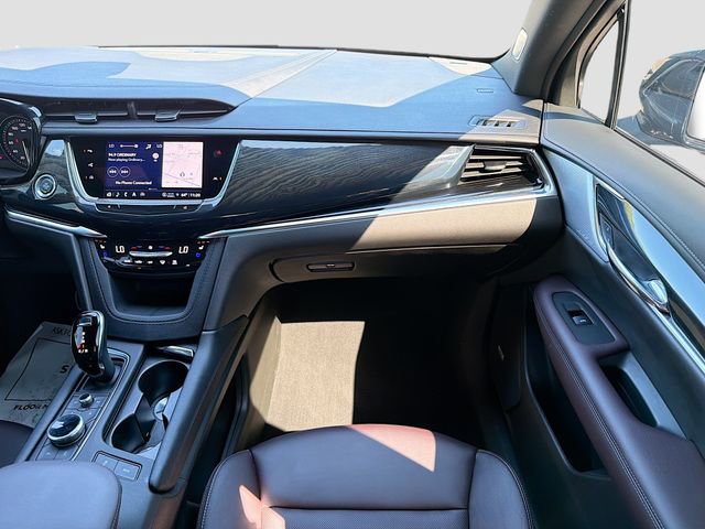 Used 2024 Cadillac XT6 Premium Luxury w/ Technology Package image 19