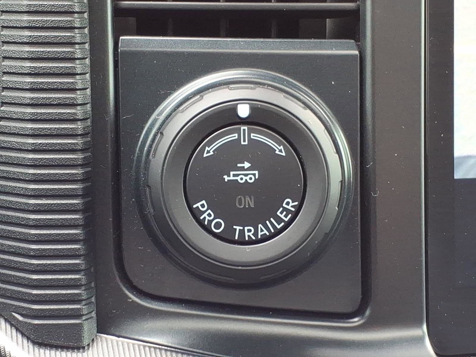 Used 2025 Ford F150 Raptor AWD/4WD image 20