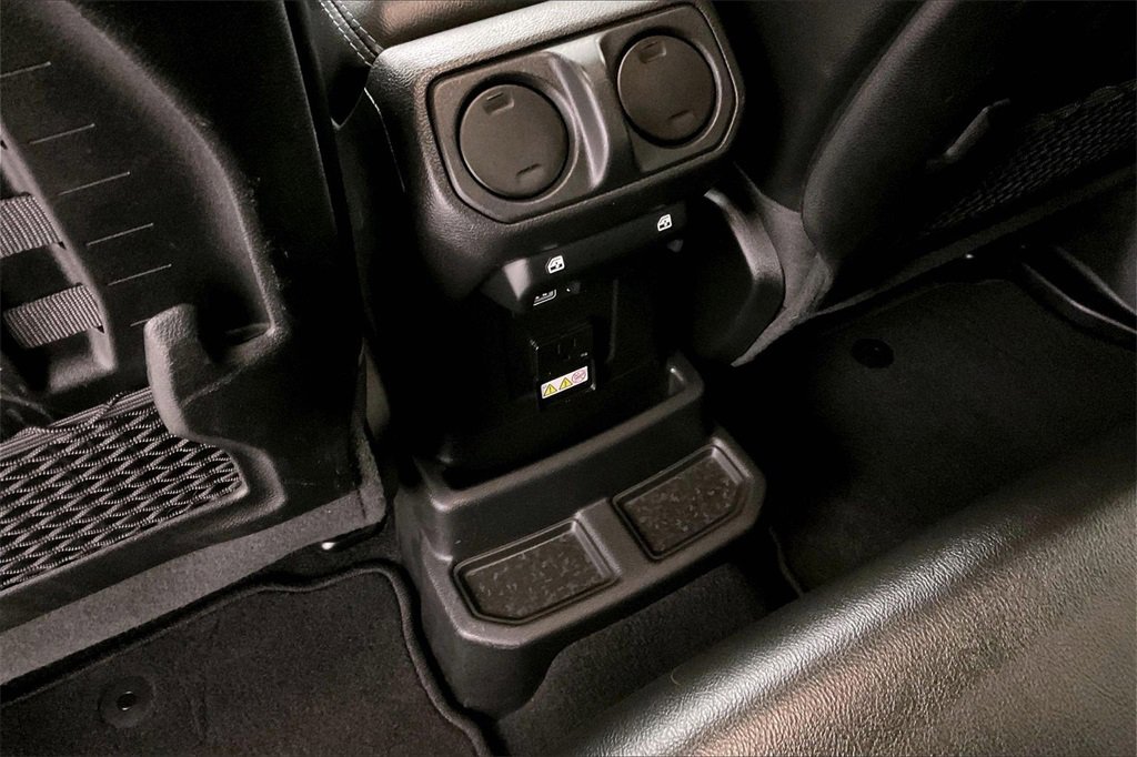 Used 2022 Jeep Wrangler Unlimited Rubicon 4xe image 10
