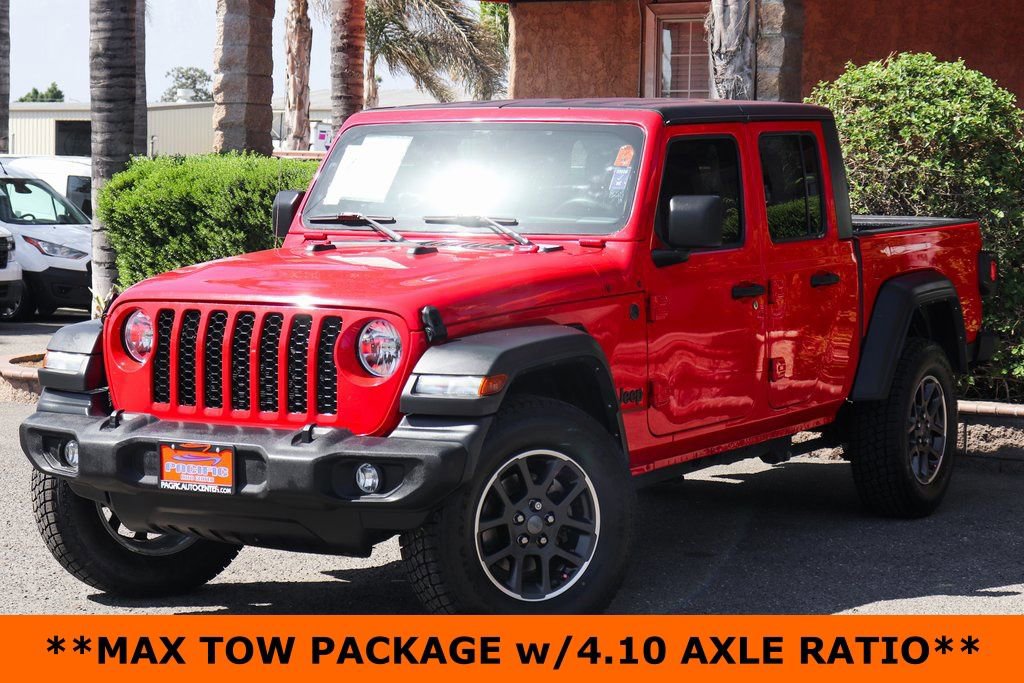 Used 2022 Jeep Gladiator Sport image 4