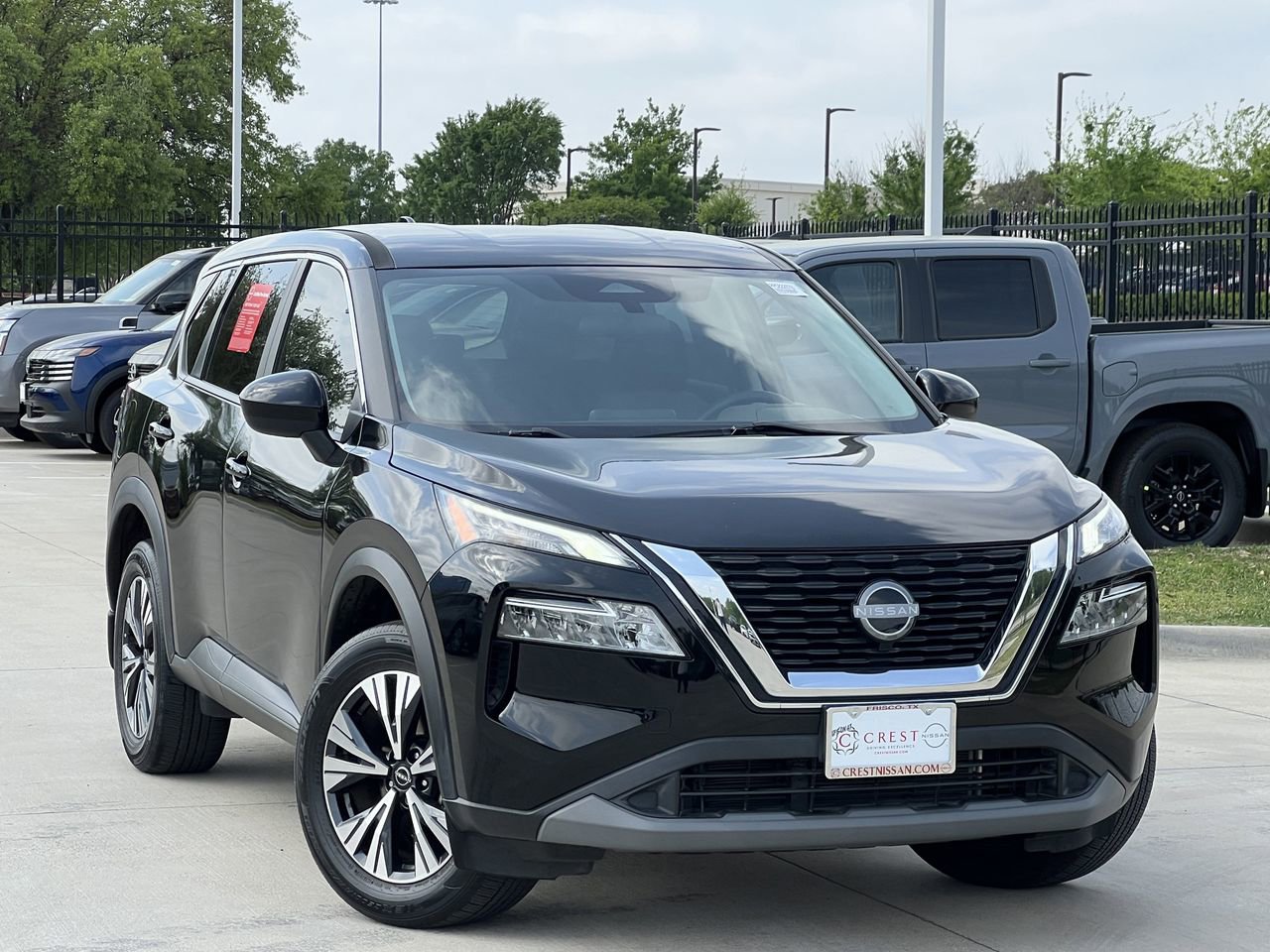 Certified 2023 Nissan Rogue SV image 2