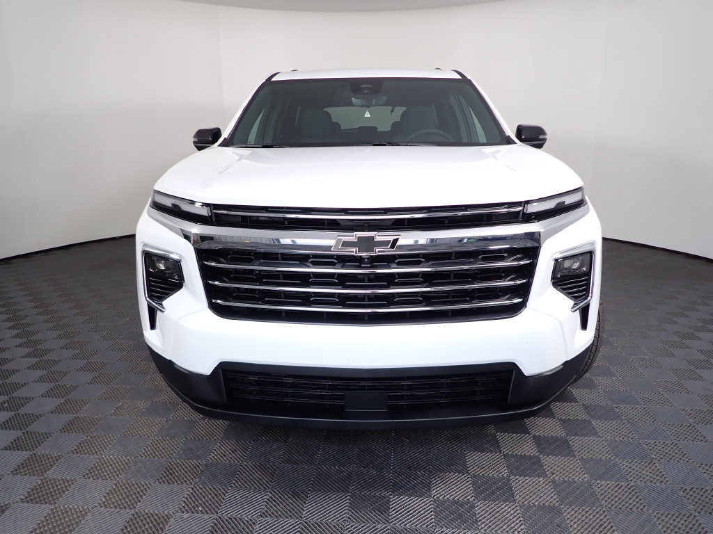 New 2027 Chevrolet Traverse LT w/ Driver Confidence Package AWD/4WD image 9