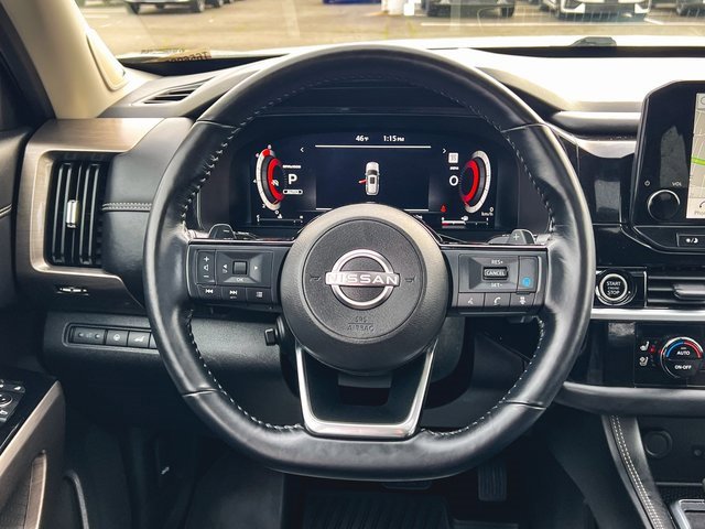 Used 2023 Nissan Pathfinder Platinum w/ Cargo Package image 19