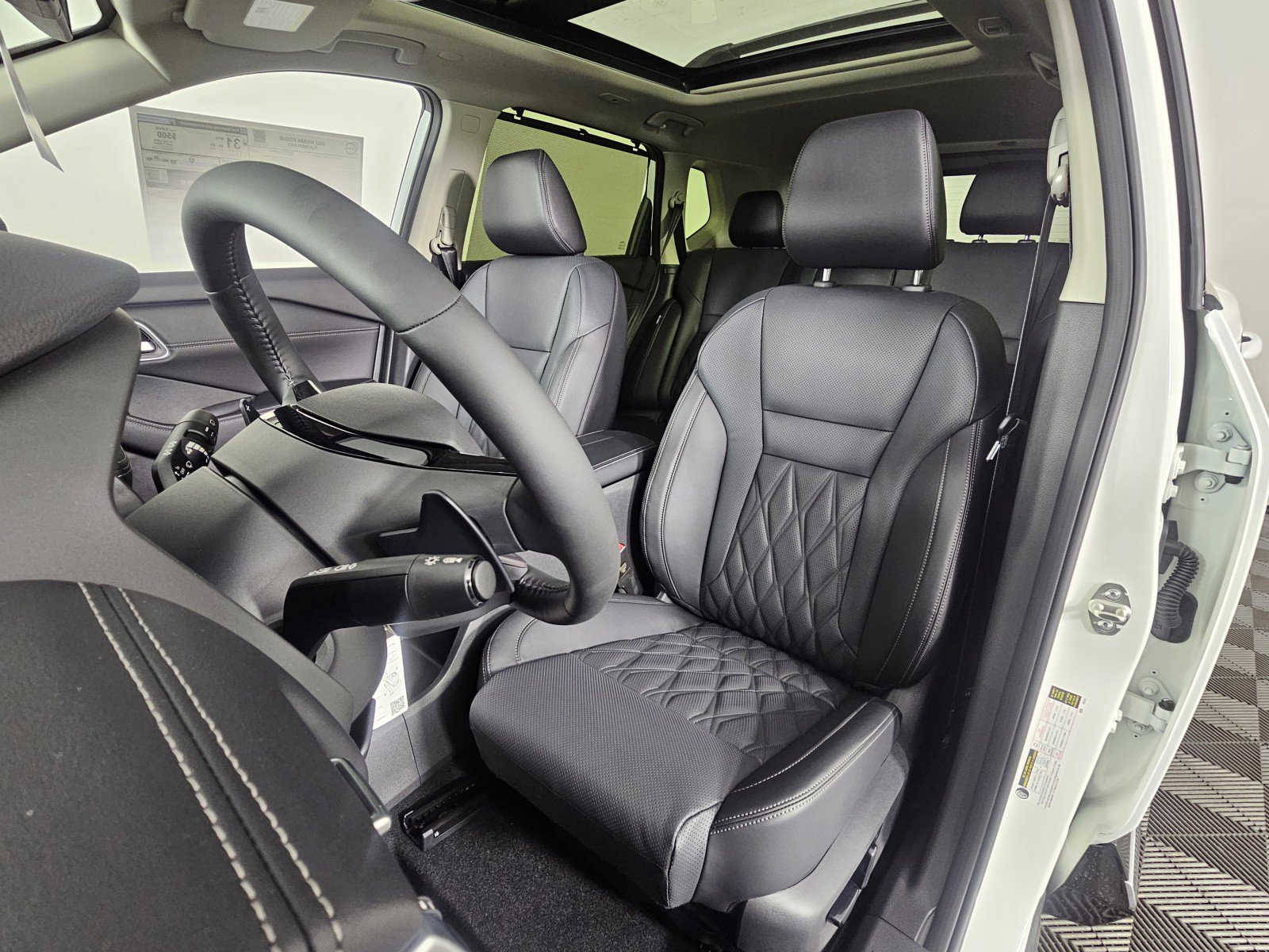 New 2026 Nissan Rogue Platinum image 24