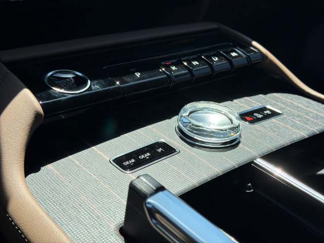 New 2027 Lincoln Navigator L Black Label AWD/4WD image 30