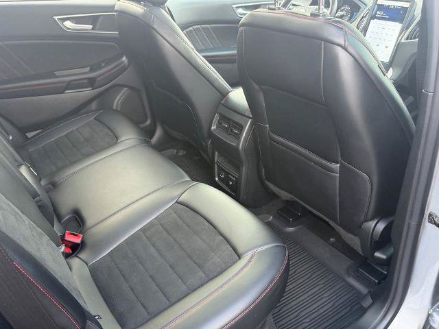 Used 2022 Ford Edge ST-Line AWD/4WD image 36