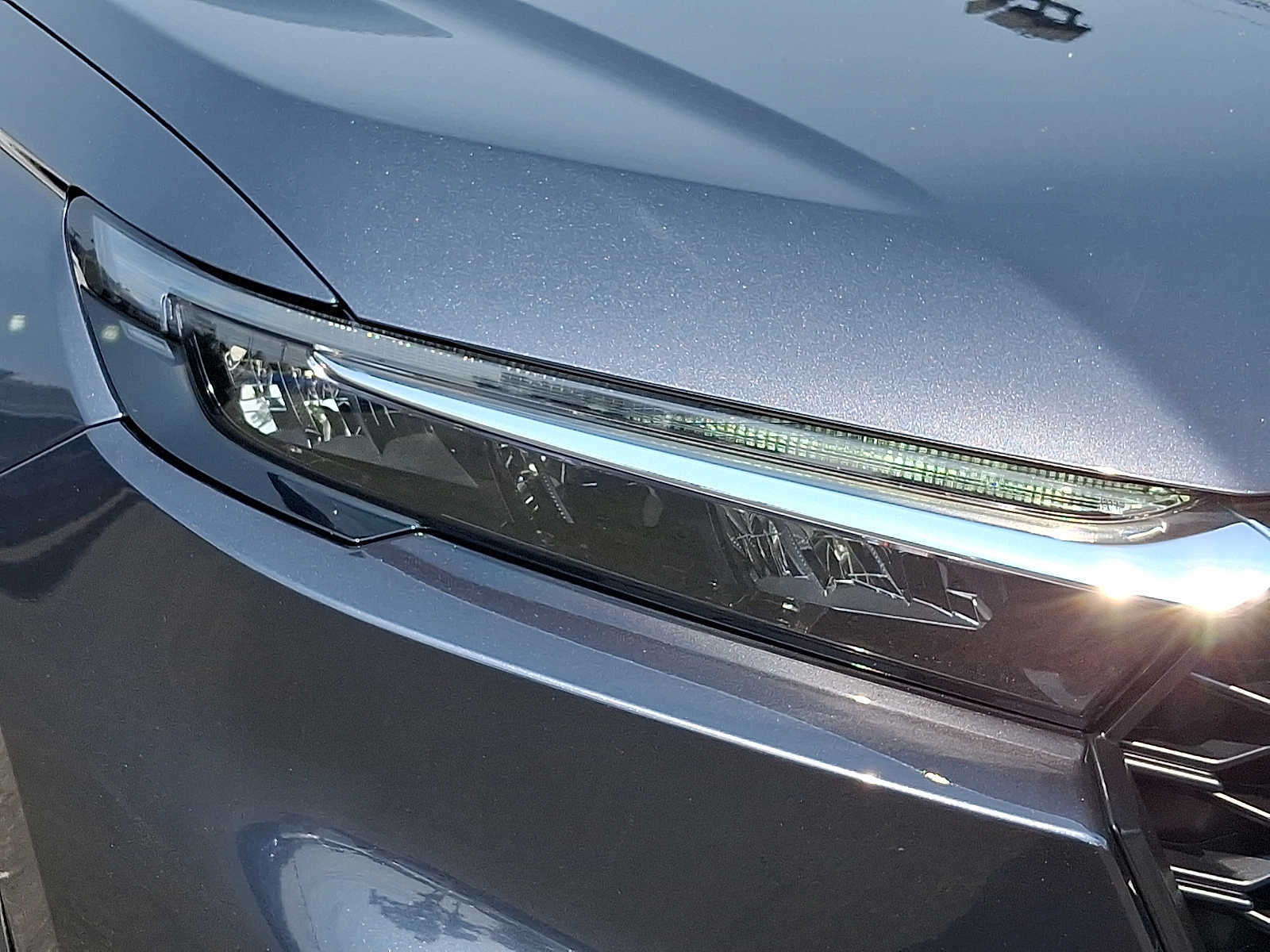 Used 2025 Honda CR-V LX image 10