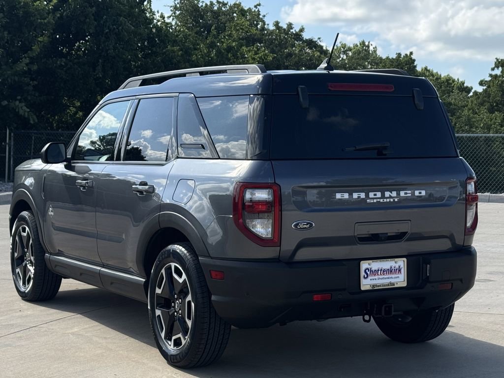 Used 2021 Ford Bronco Sport Outer Banks w/ Outer Banks Package AWD/4WD image 4