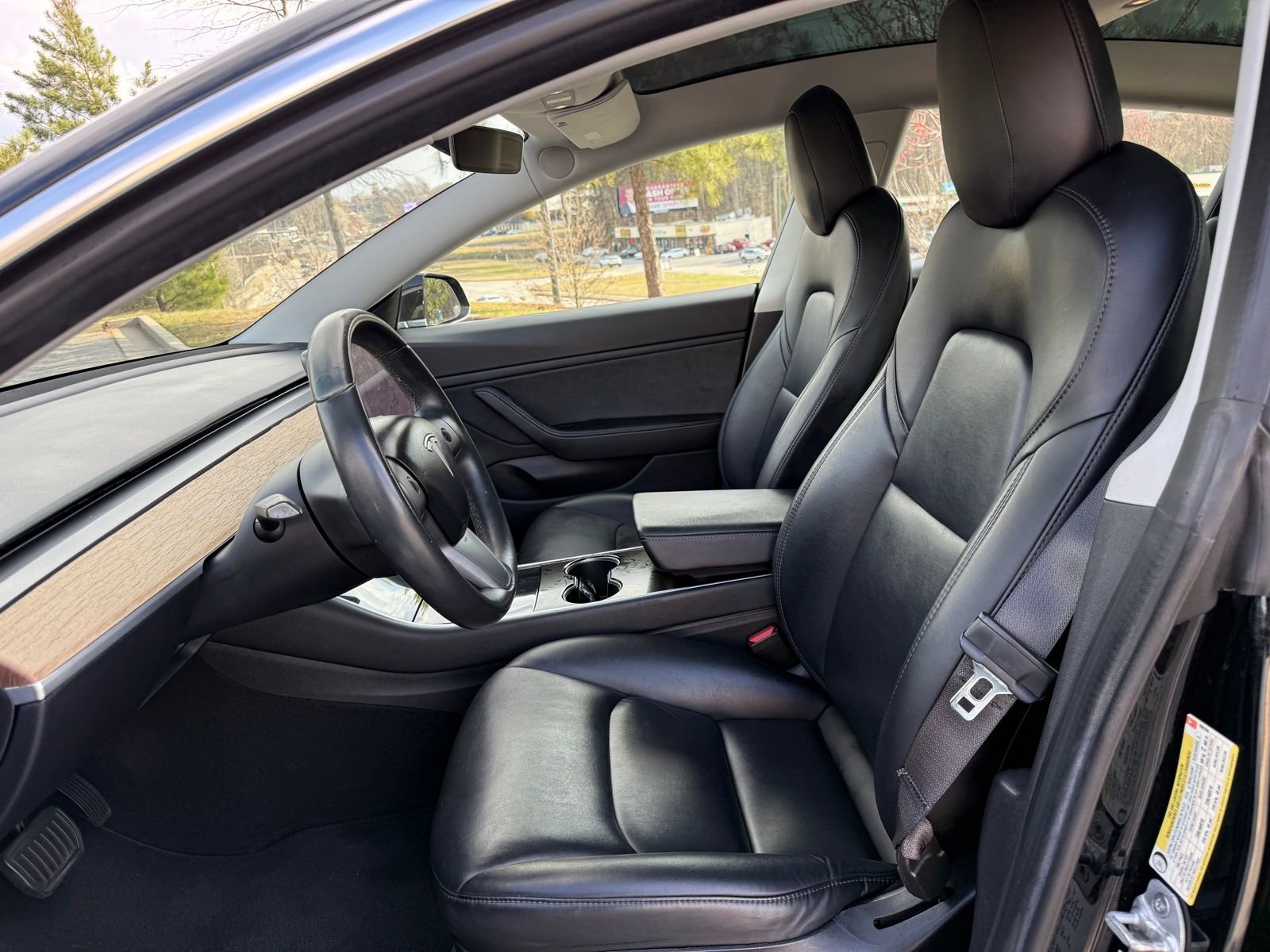 Used 2018 Tesla Model 3 Mid Range image 33