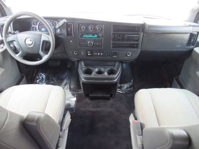 Used 2019 Chevrolet Express 3500 LT w/ LT Preferred Equipment Group image 16