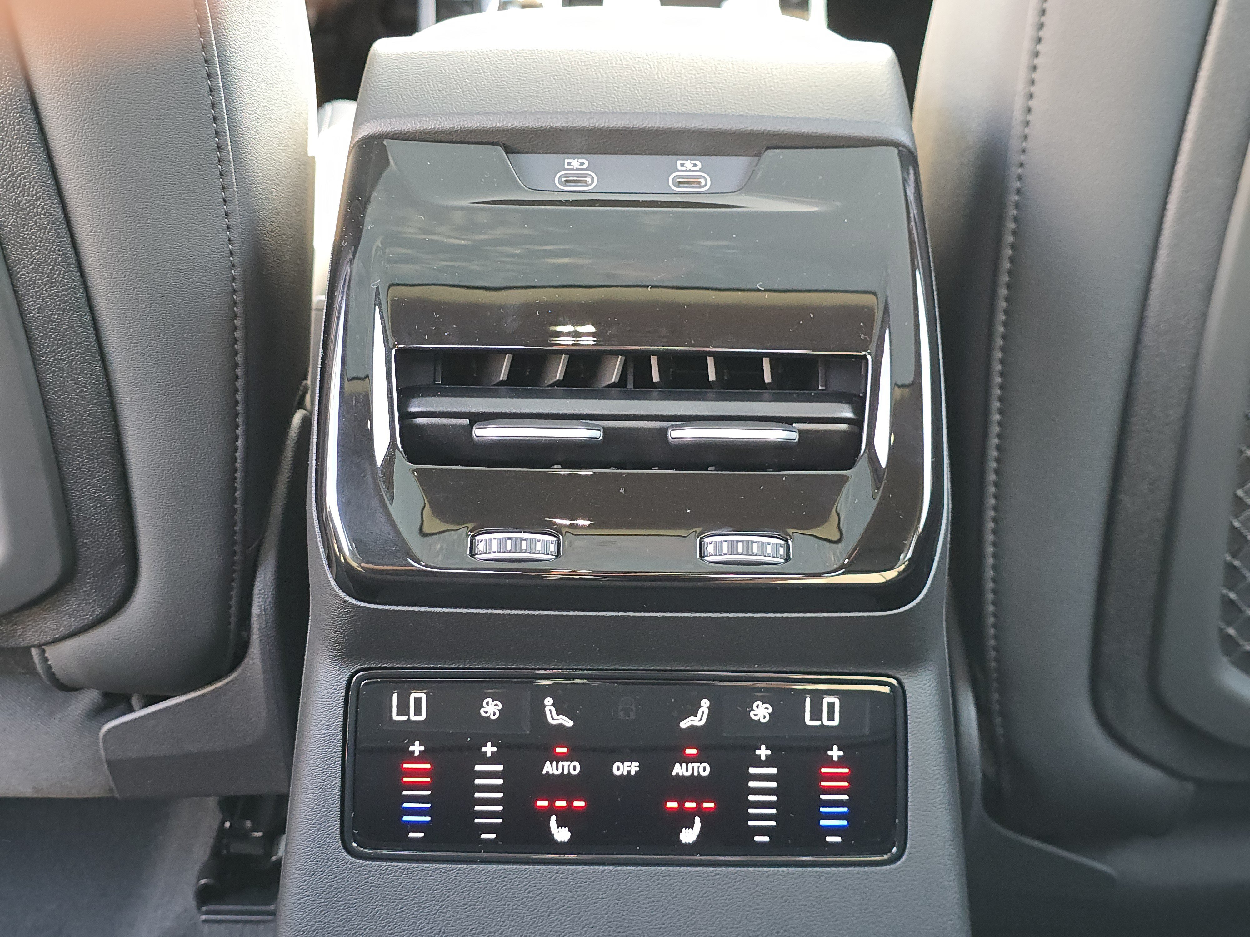 New 2026 Audi A6 Premium Plus AWD/4WD image 20
