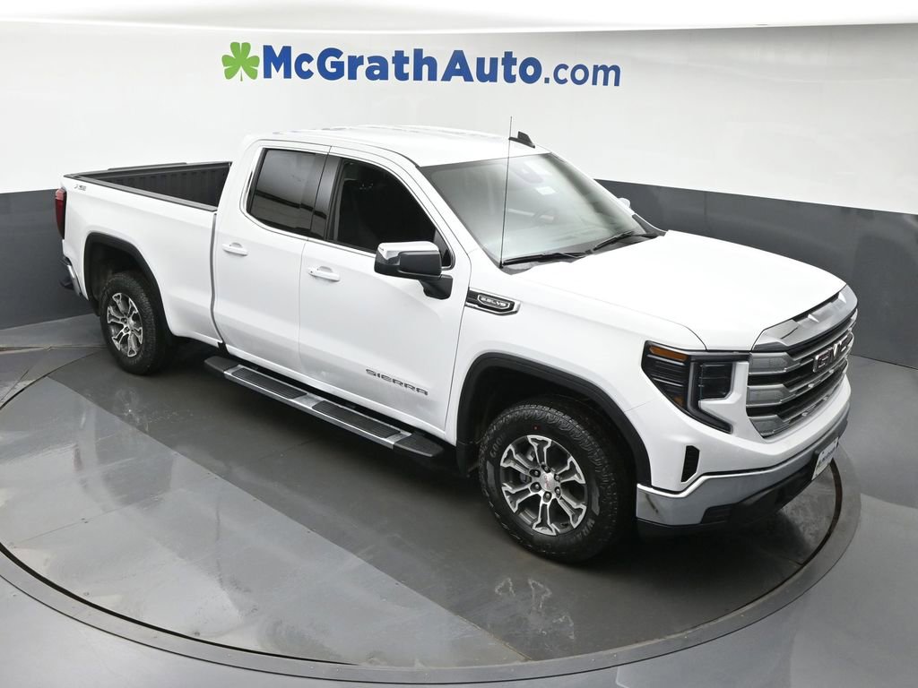 New 2026 GMC Sierra 1500 SLE image 3