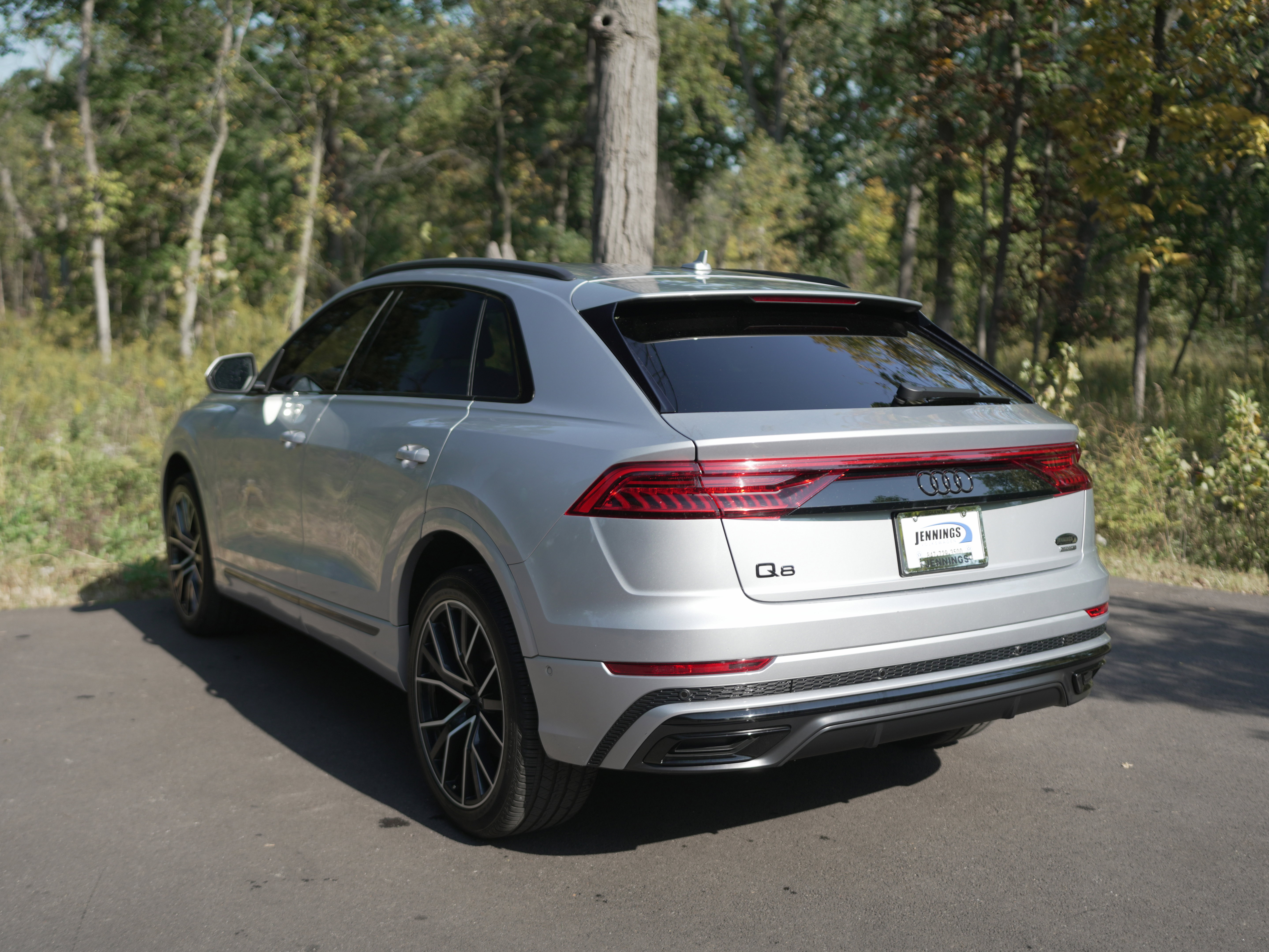 Used 2022 Audi Q8 Premium Plus w/ Premium Plus Package image 5