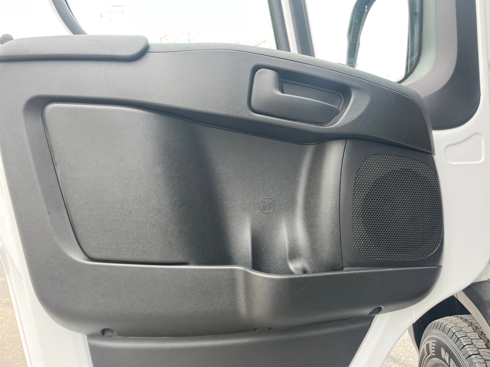 New 2026 RAM ProMaster 1500 w/ Upfitter's Prep Package image 15