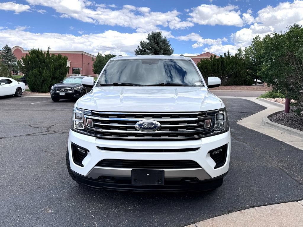 Used 2018 Ford Expedition XLT AWD/4WD image 3