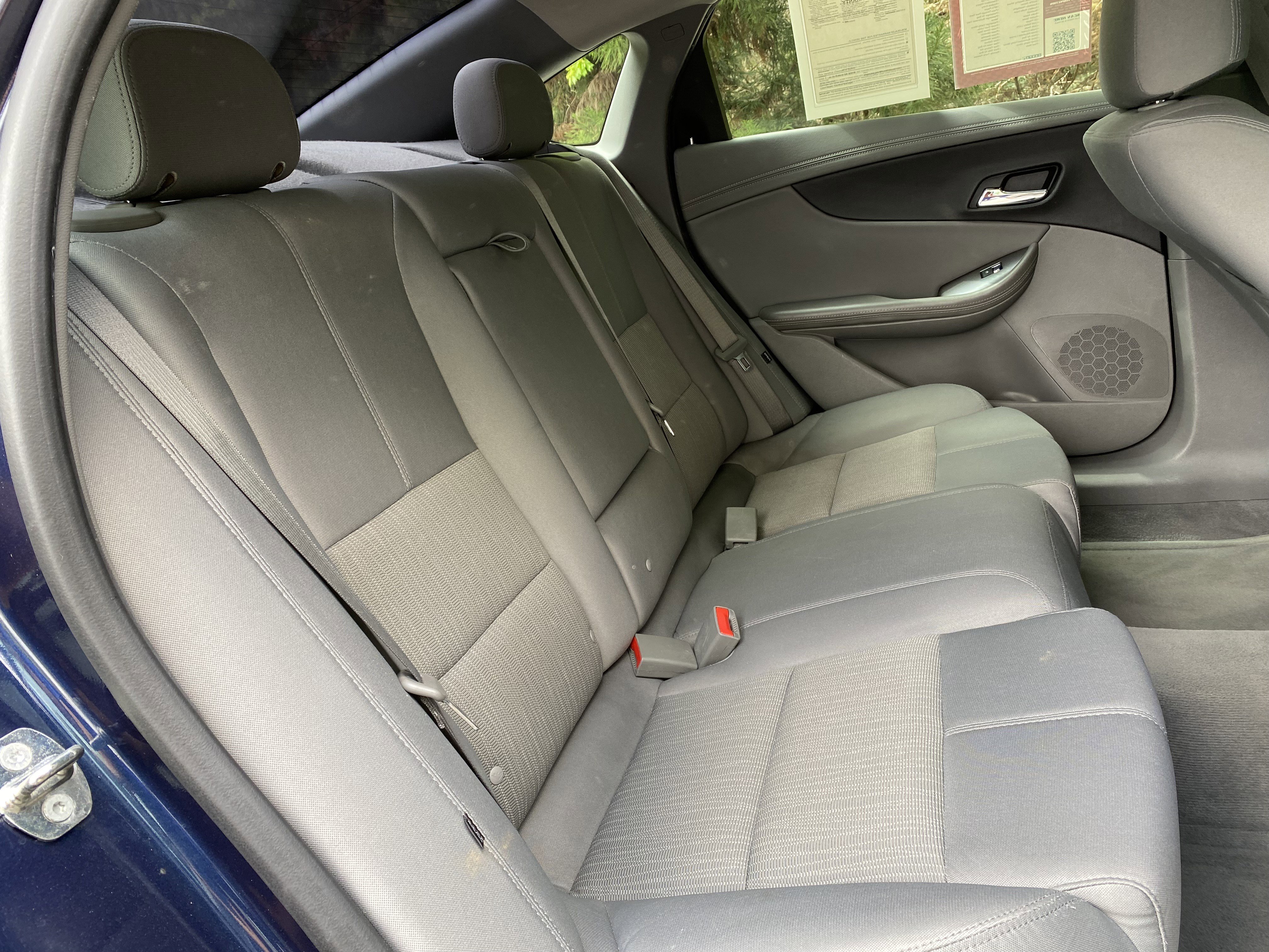 Used 2015 Chevrolet Impala LS w/ LS Convenience Package image 31