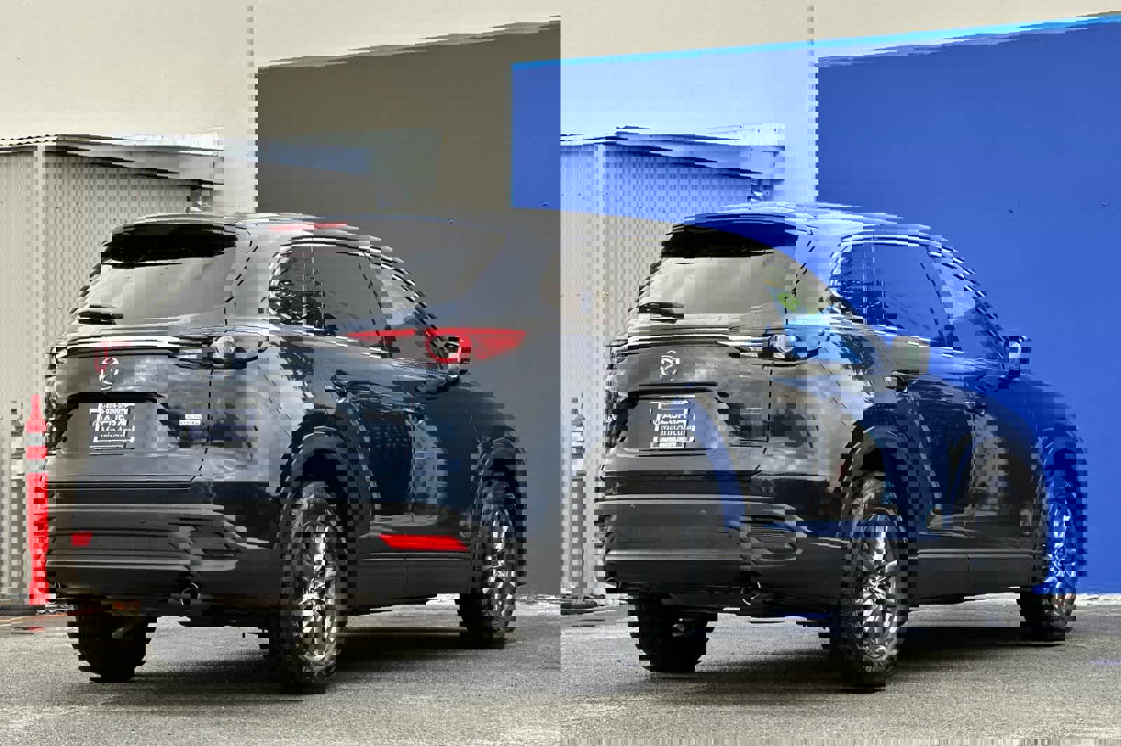 Used 2022 MAZDA CX-9 Touring w/ Touring Premium Package image 3