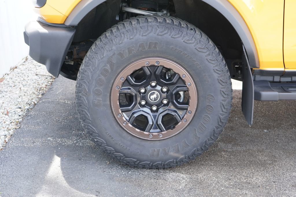 Used 2021 Ford Bronco Outer Banks w/ Sasquatch Package AWD/4WD image 6