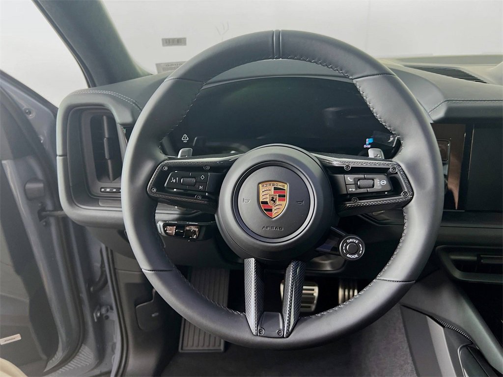 New 2026 Porsche Cayenne GTS image 12