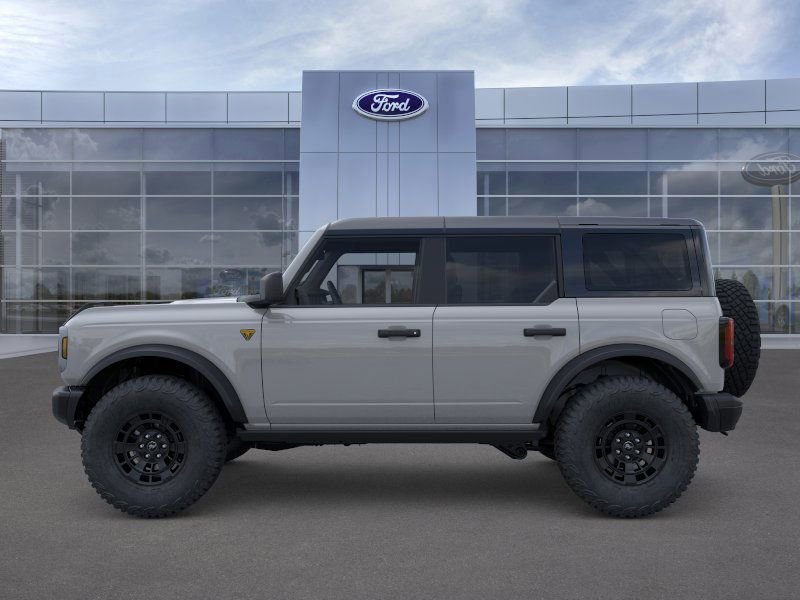 New 2026 Ford Bronco Badlands image 3