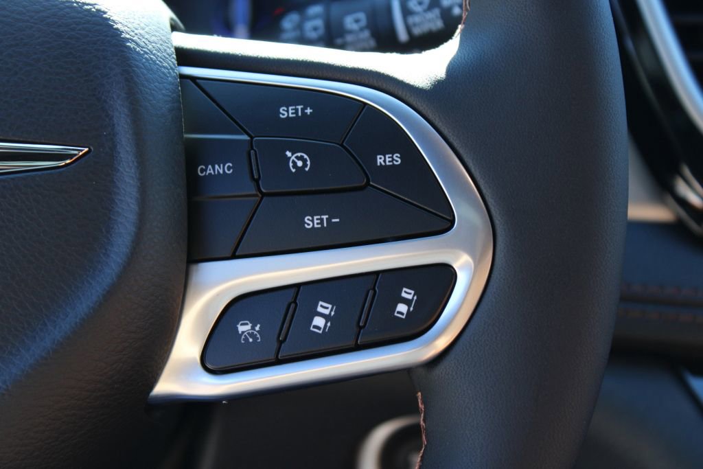 New 2026 Chrysler Pacifica Pinnacle image 29