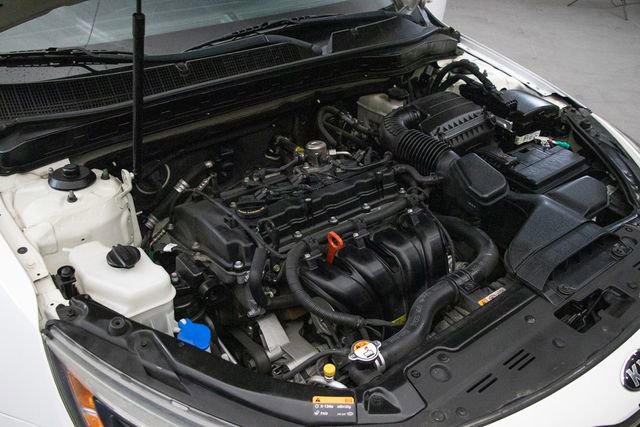 Used 2015 Kia Optima LX image 27