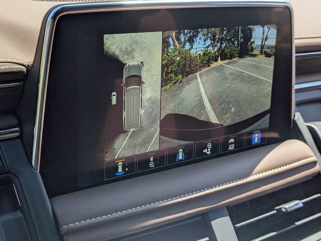 Used 2024 Chevrolet Tahoe High Country image 28