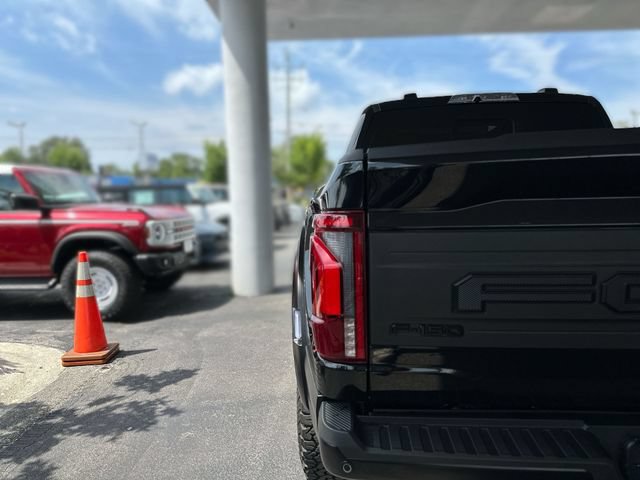 Certified 2025 Ford F150 Raptor w/ Equipment Group 803A Raptor R AWD/4WD image 26