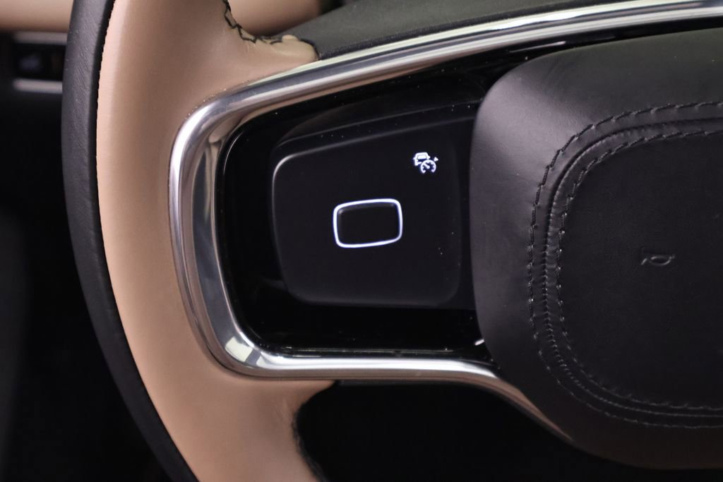 Used 2025 Lincoln Navigator Black Label image 32