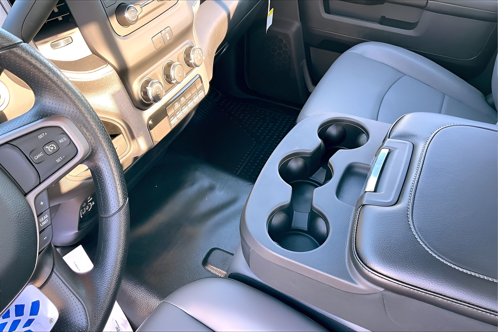 New 2024 RAM 4500 Tradesman RWD image 6