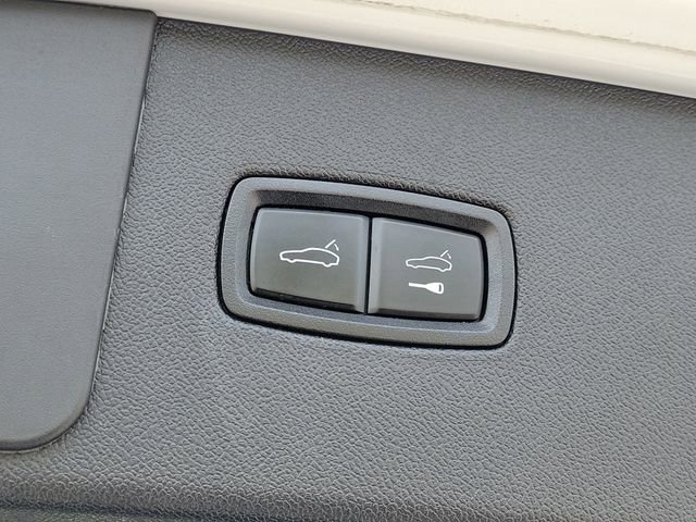 Used 2020 Porsche Cayenne AWD/4WD image 9