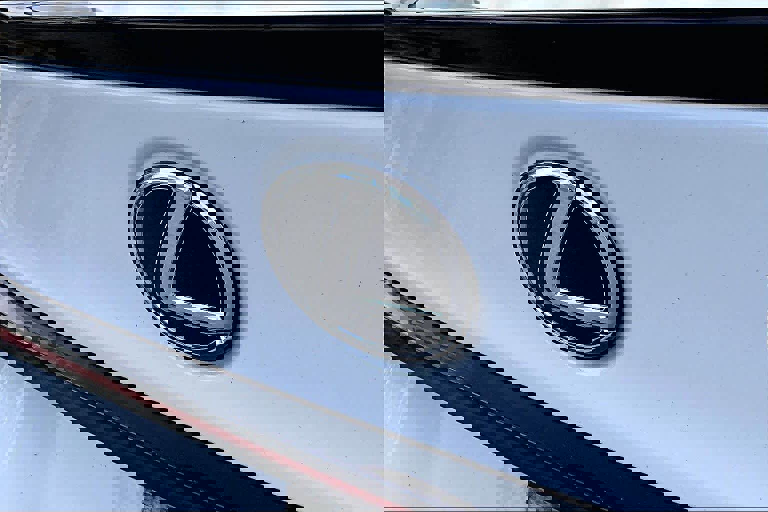 Used 2024 Lexus IS 500 w/ Accessory Package image 31