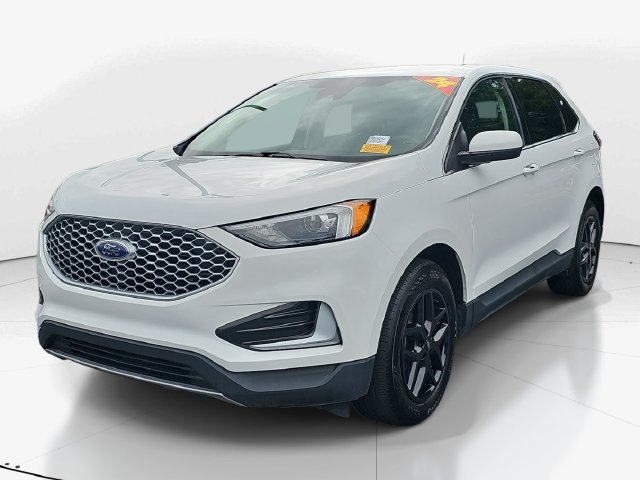 Used 2024 Ford Edge SEL AWD/4WD image 9