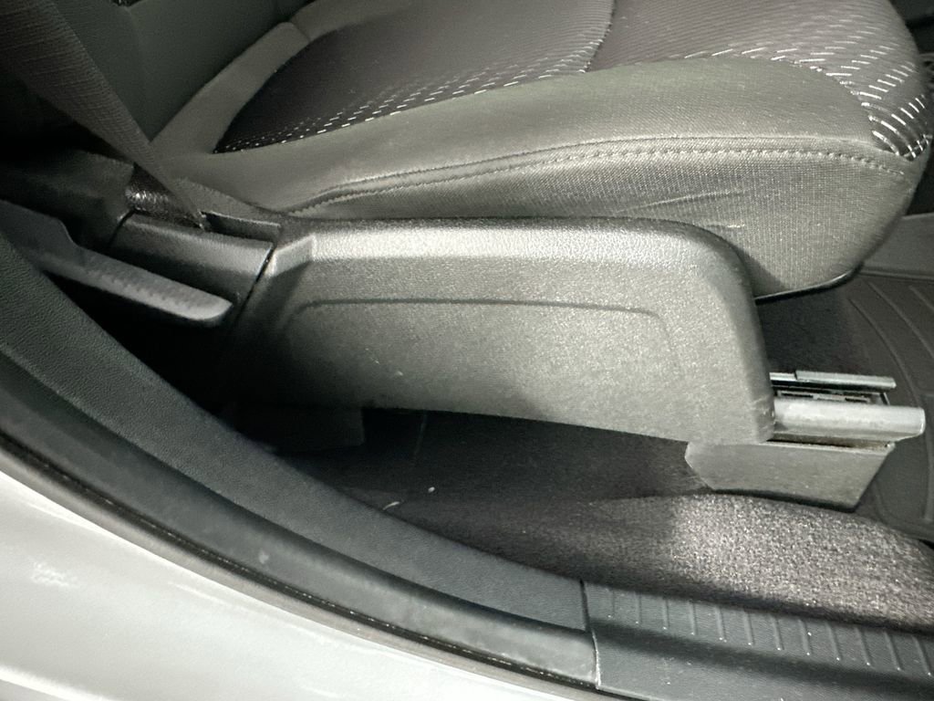 Used 2019 Dodge Journey SE w/ Connectivity Group FWD image 21