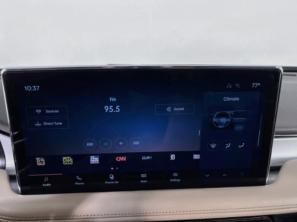 Used 2022 Lincoln Nautilus FWD image 17