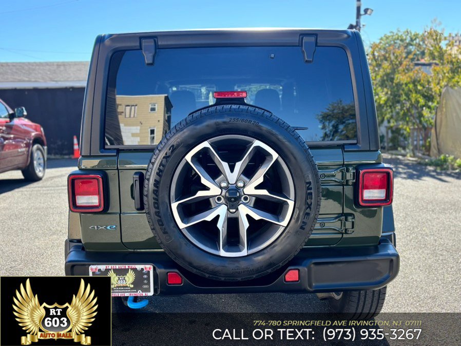 Used 2024 Jeep Wrangler Unlimited AWD/4WD image 5