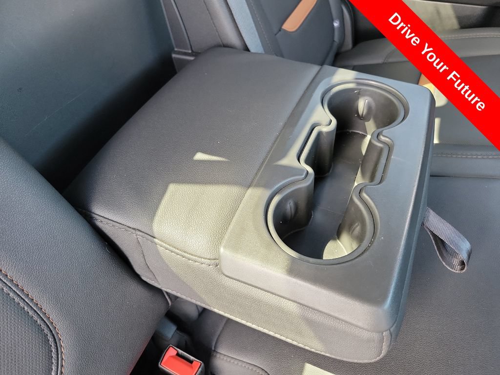 Used 2023 GMC Sierra 1500 AT4 w/ AT4 Premium Package AWD/4WD image 23