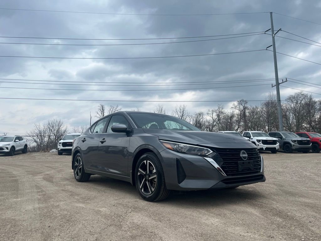 Used 2025 Nissan Sentra SV image 5