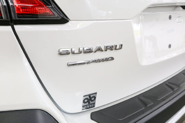 Used 2025 Subaru Outback Limited AWD/4WD image 9