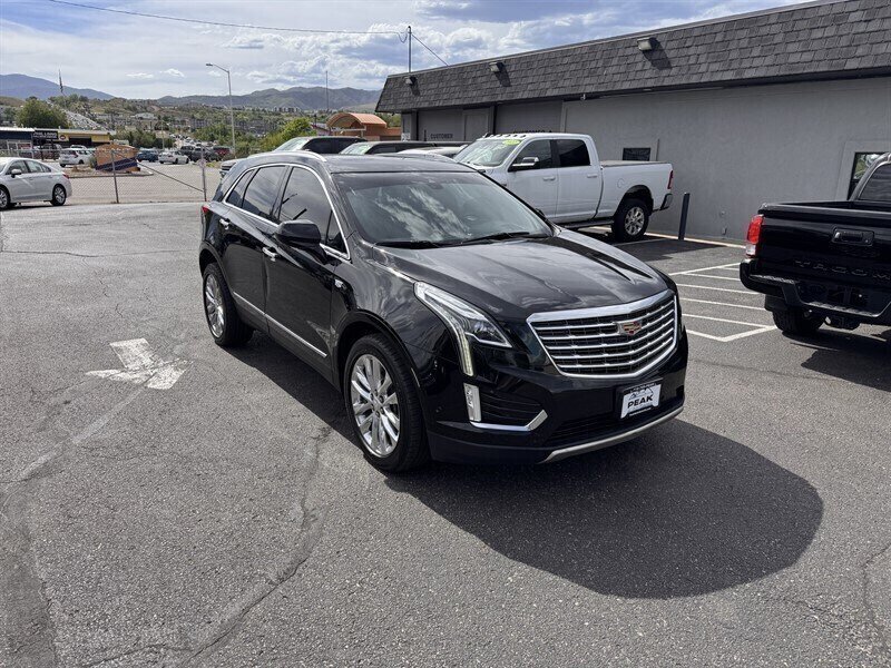 Used 2017 Cadillac XT5 Platinum w/ Driver Assist Package