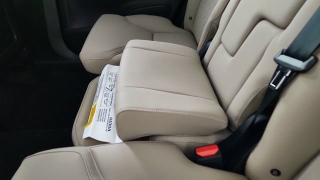 Used 2026 Volvo XC90 B6 Plus w/ Protection Package AWD/4WD image 29